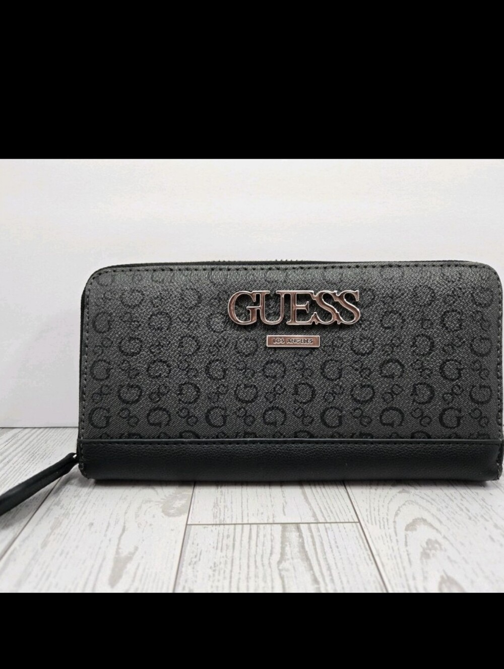 Y2K GUESS Los Angeles Black/Gray G Logo Wallet Zip Around Clutch